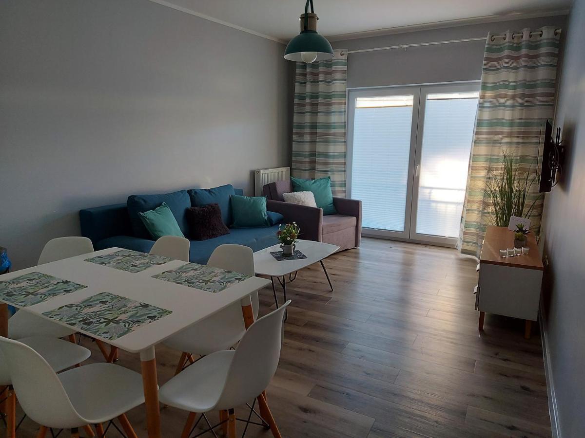 Apartamenty Z Tarasami "Mietowy Spokoj 15" "Romantyczna Szarosc 16" "Niebieska Elegancja 17" Maksymalnie Dla 6 Osob โปเบียโรโว ภายนอก รูปภาพ
