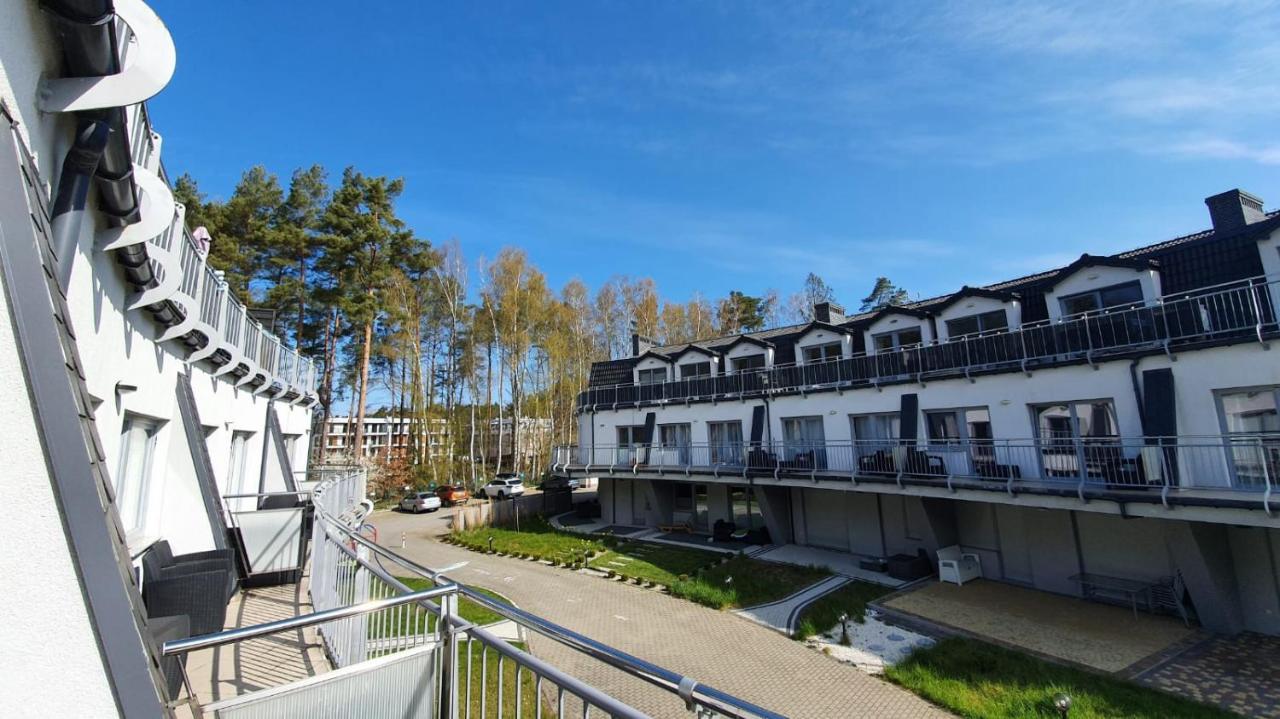 Apartamenty Z Tarasami "Mietowy Spokoj 15" "Romantyczna Szarosc 16" "Niebieska Elegancja 17" Maksymalnie Dla 6 Osob โปเบียโรโว ภายนอก รูปภาพ