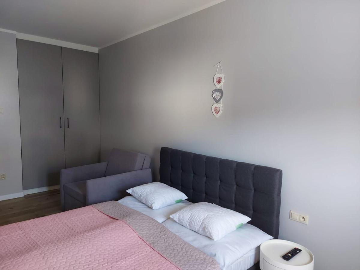 Apartamenty Z Tarasami "Mietowy Spokoj 15" "Romantyczna Szarosc 16" "Niebieska Elegancja 17" Maksymalnie Dla 6 Osob โปเบียโรโว ภายนอก รูปภาพ